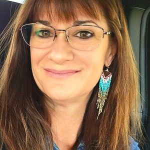 Meet your Posher, Stacy